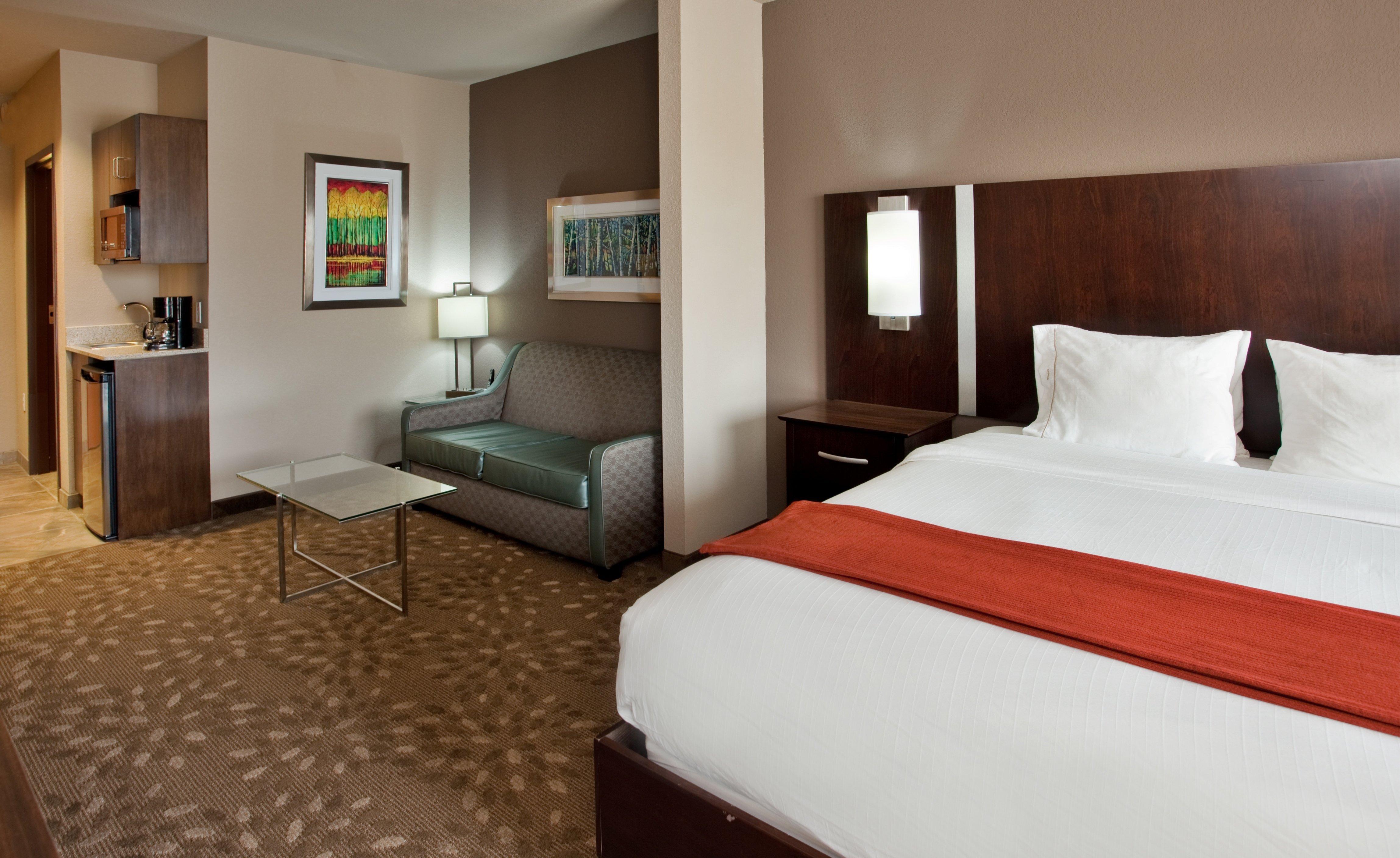 Express And By Ihg 3* Saint Robert