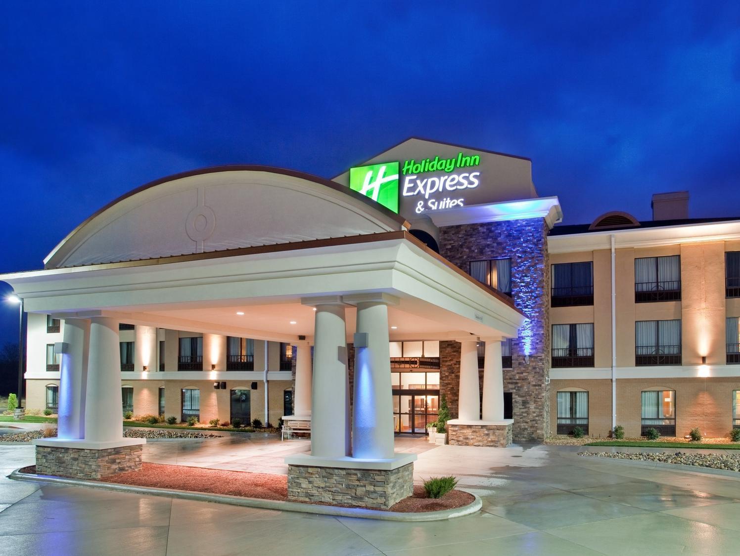 Express And By Ihg 3* Saint Robert