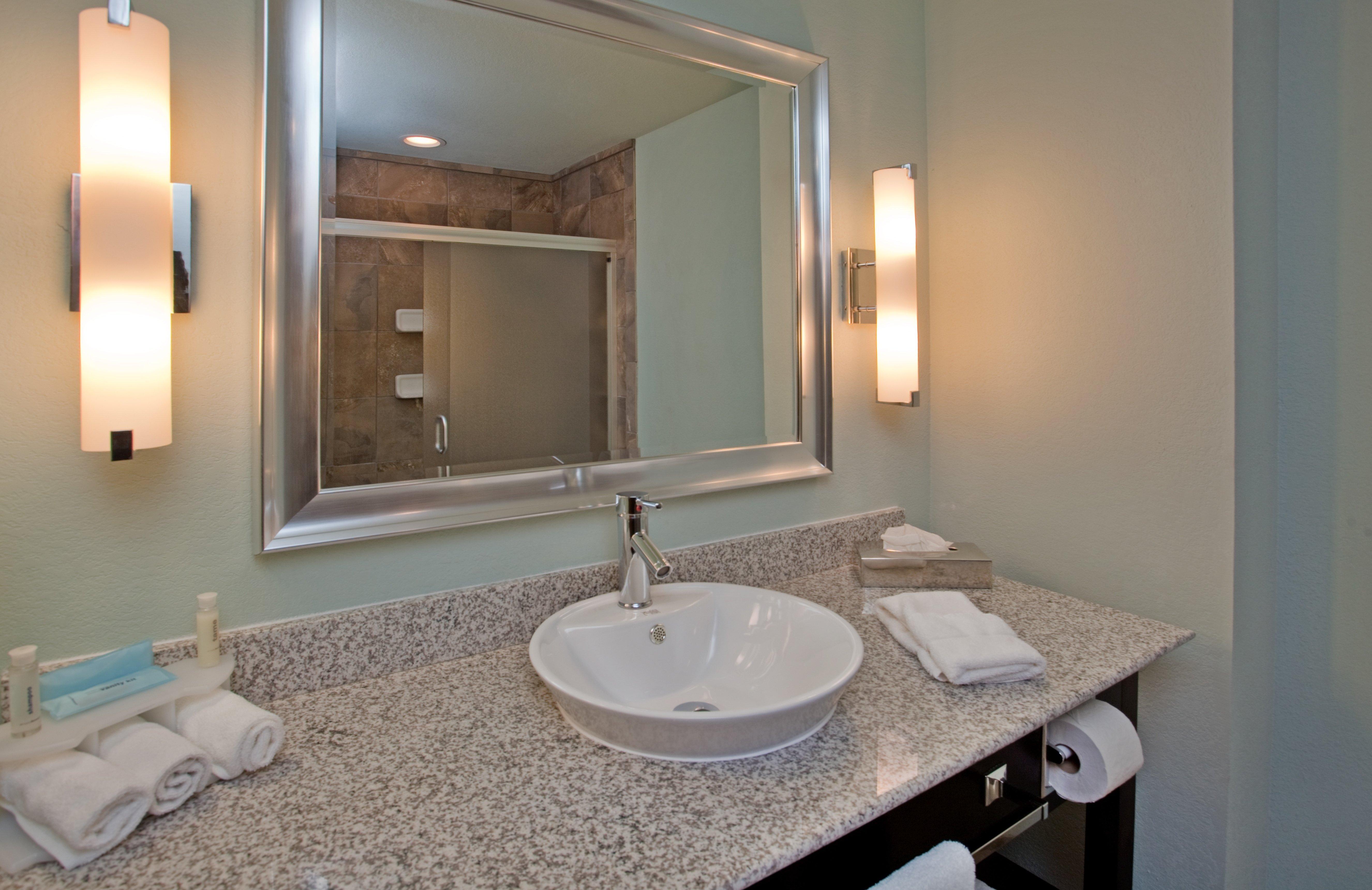 Express And By Ihg Hotel 3*