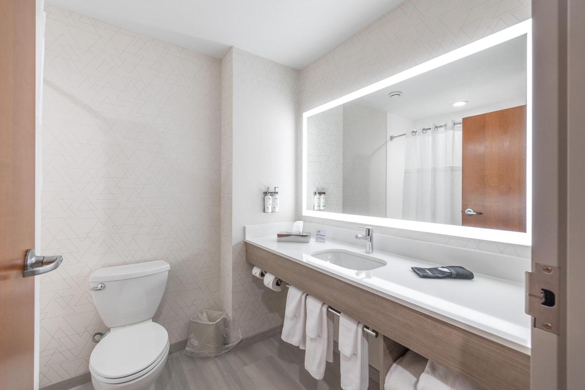 Hotel Express And By Ihg 3*