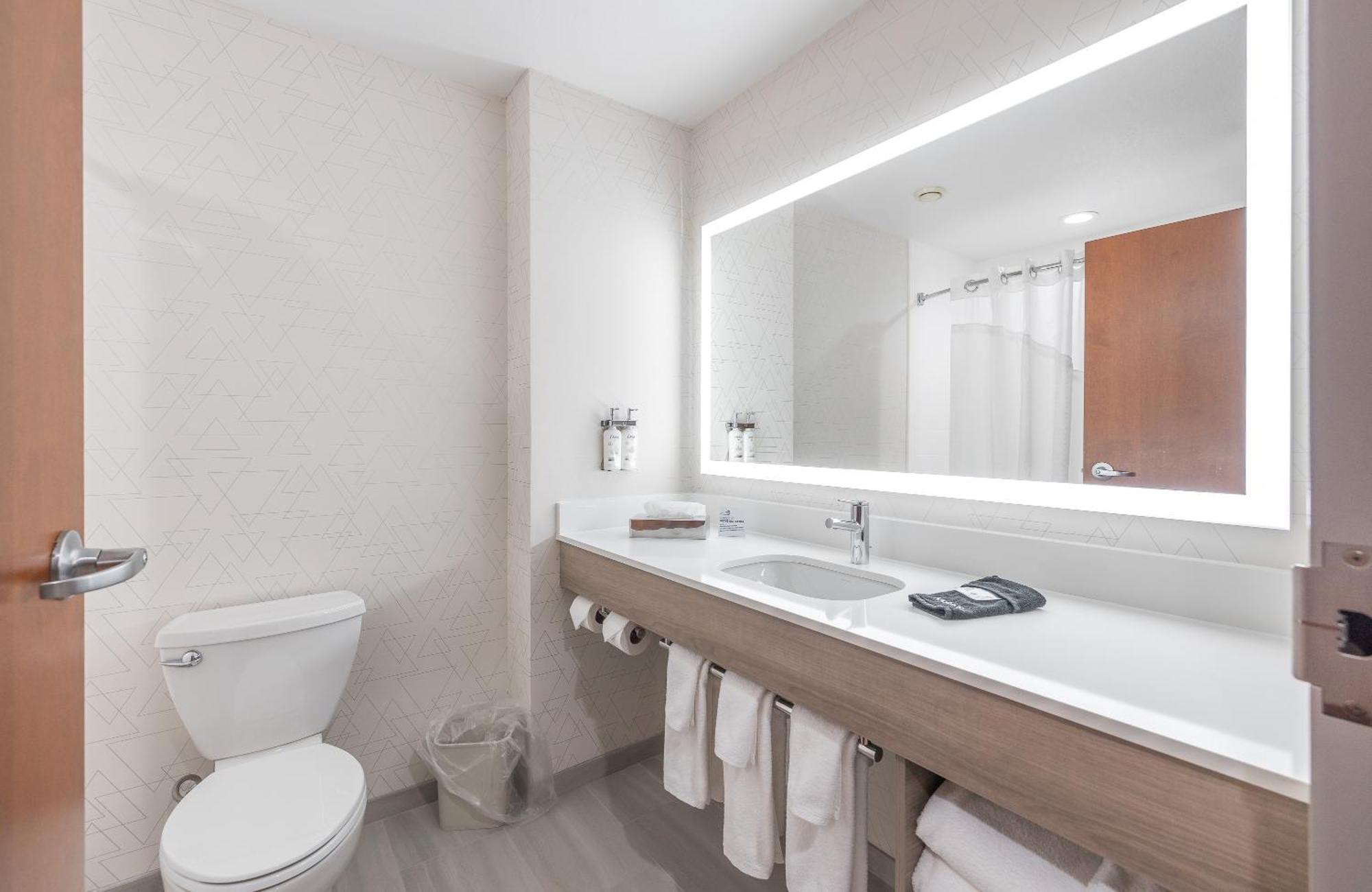 Express And By Ihg