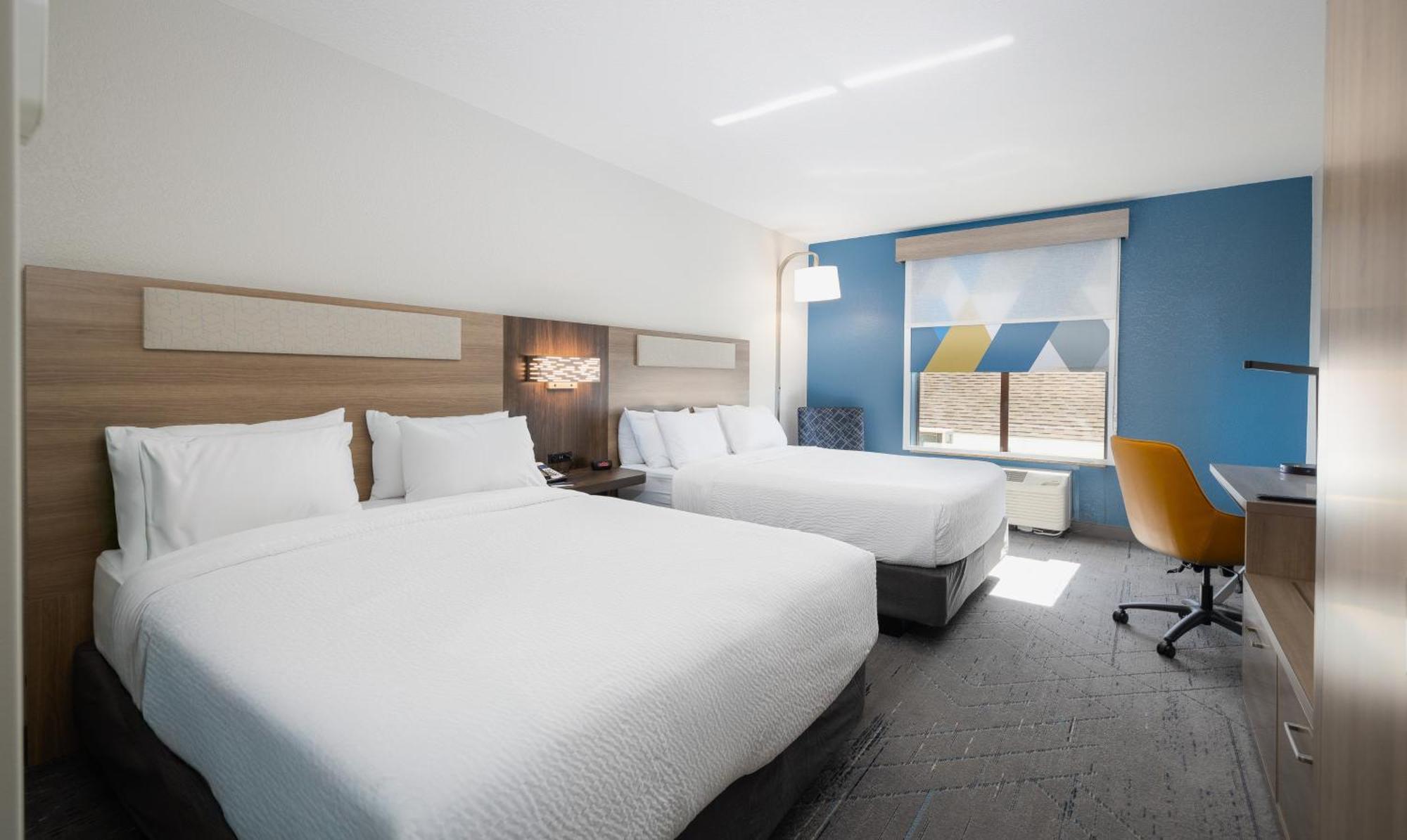 Express And By Ihg Hotel
